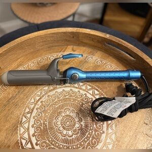 BaByliss Pro 1 1/4” Curling Iron